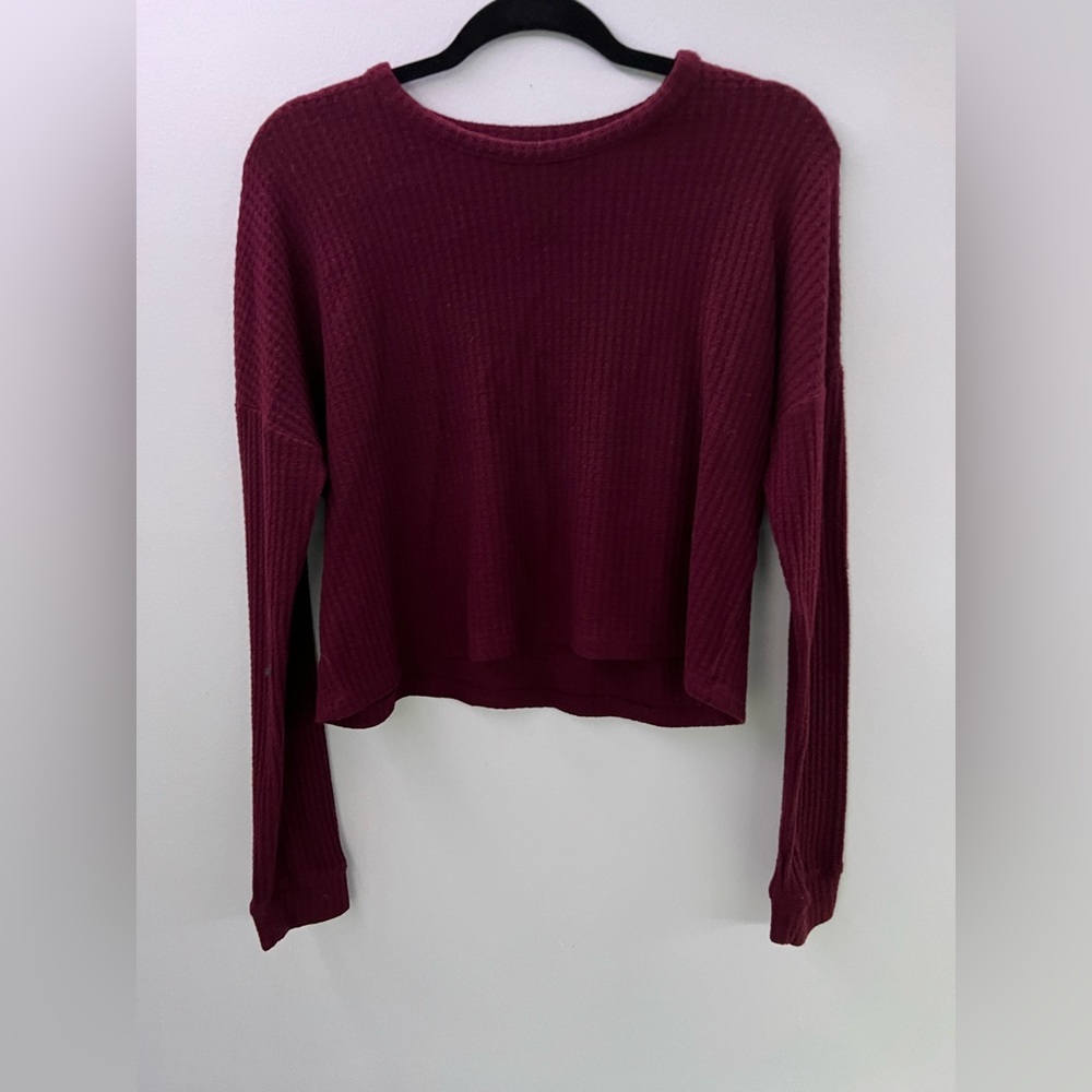 Cropped burgundy long sleeve